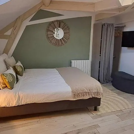 Charming In Historic With Breathtaking Views Apartment *